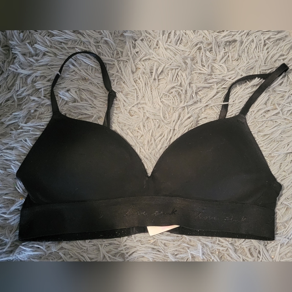 PINK Victoria's Secret Black Seamless Underwire Bra